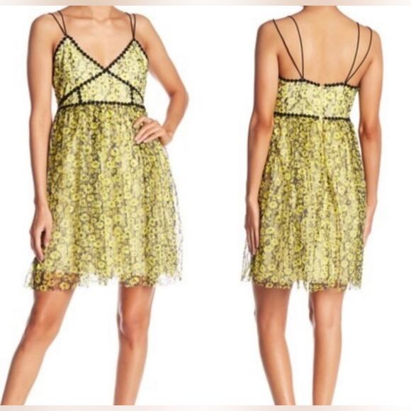 NWT Romeo & Juliet Couture Floral Lace Midi SWEETHEART Dress, Medium FIT & FLARE - Picture 10 of 12